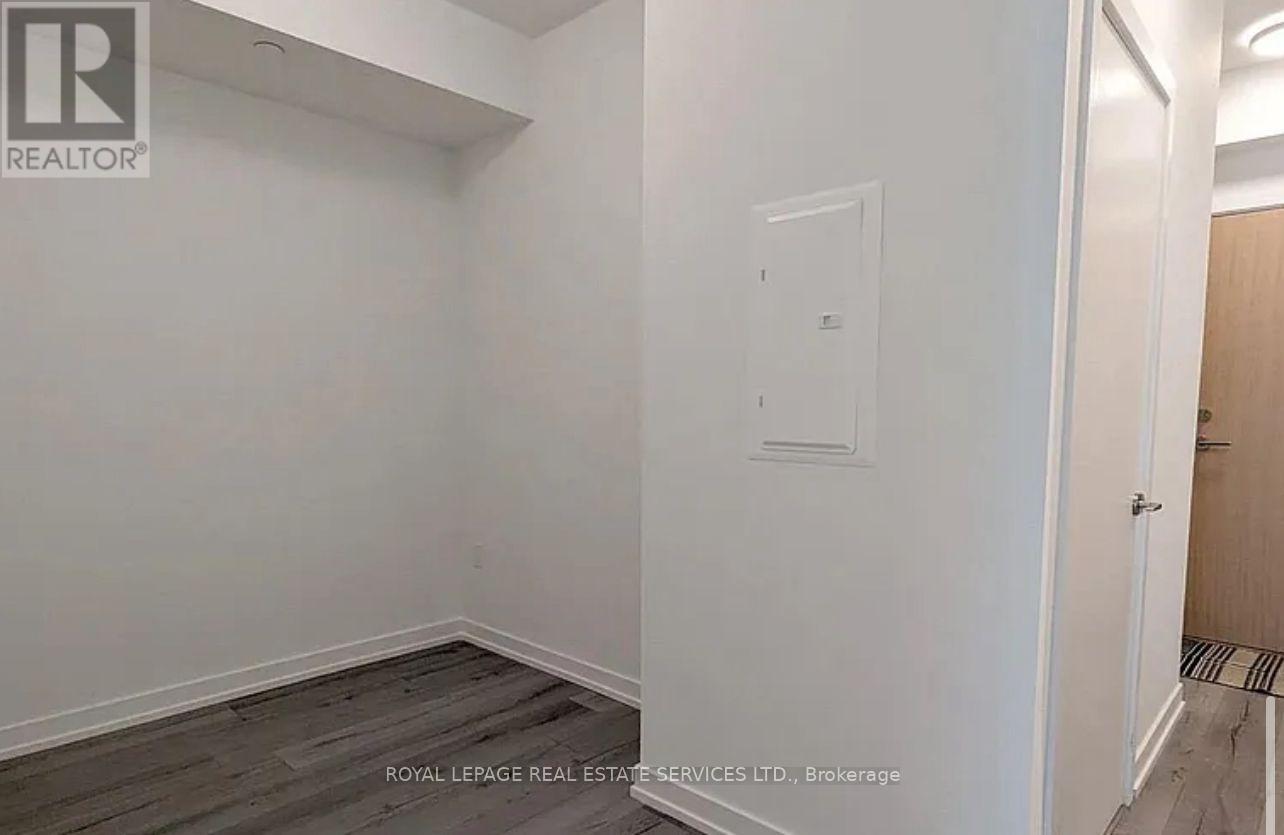 413 - 1195 The Queensway, Toronto, Ontario  M8Z 0H1 - Photo 6 - W12371160