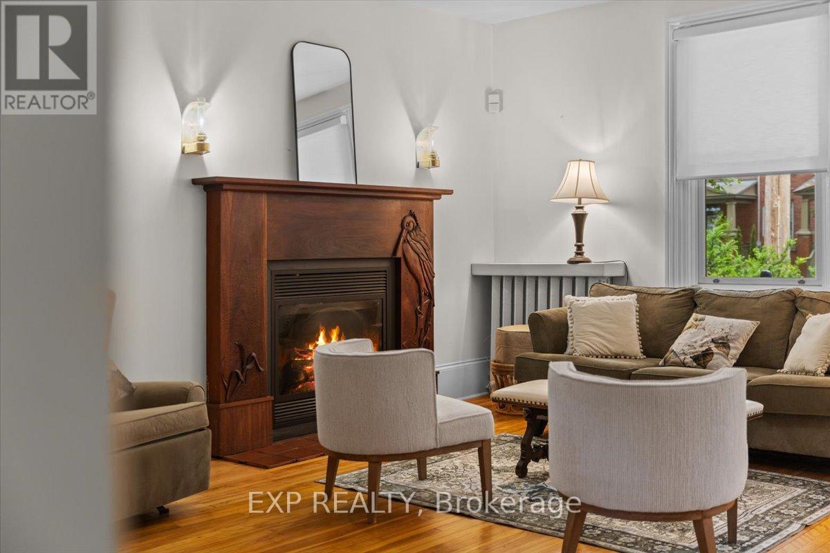 107 Stanley Avenue, Ottawa, Ontario  K1M 1N8 - Photo 13 - X12378481