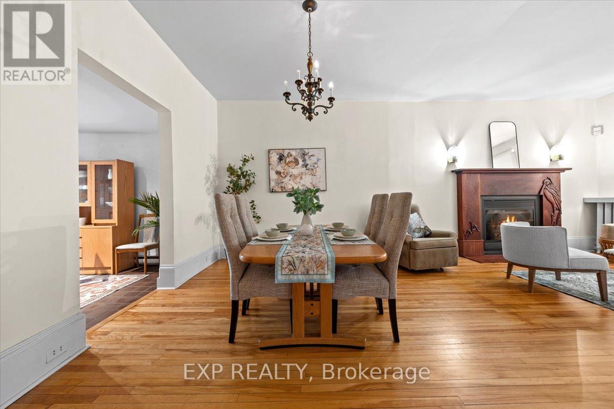 107 Stanley Avenue, Ottawa, Ontario  K1M 1N8 - Photo 16 - X12378481