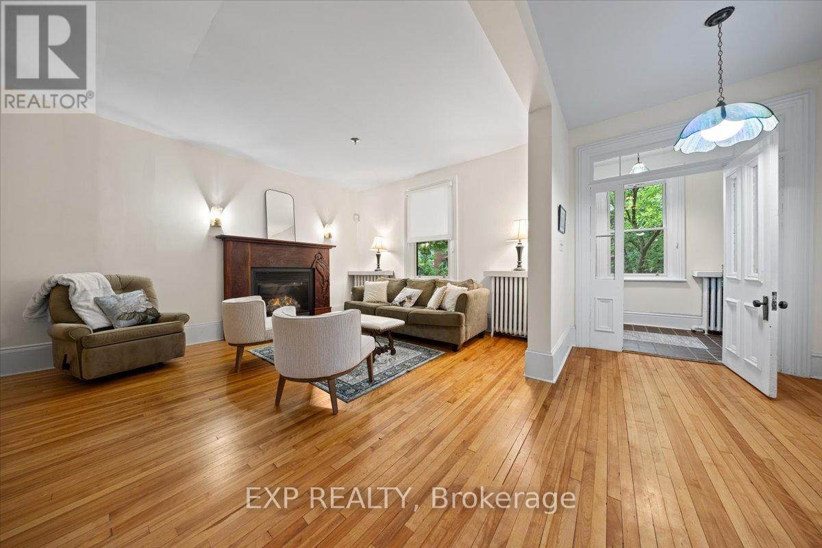 107 Stanley Avenue, Ottawa, Ontario  K1M 1N8 - Photo 18 - X12378481