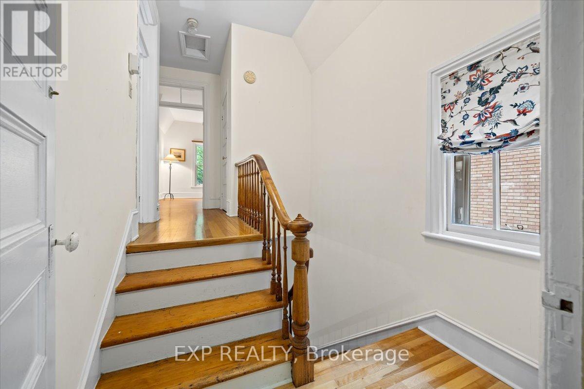 107 Stanley Avenue, Ottawa, Ontario  K1M 1N8 - Photo 28 - X12378481