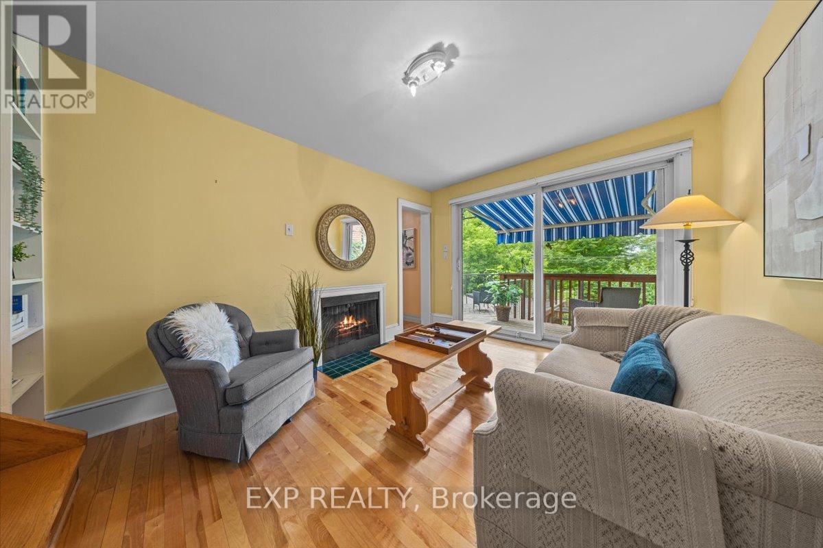 107 Stanley Avenue, Ottawa, Ontario  K1M 1N8 - Photo 32 - X12378481