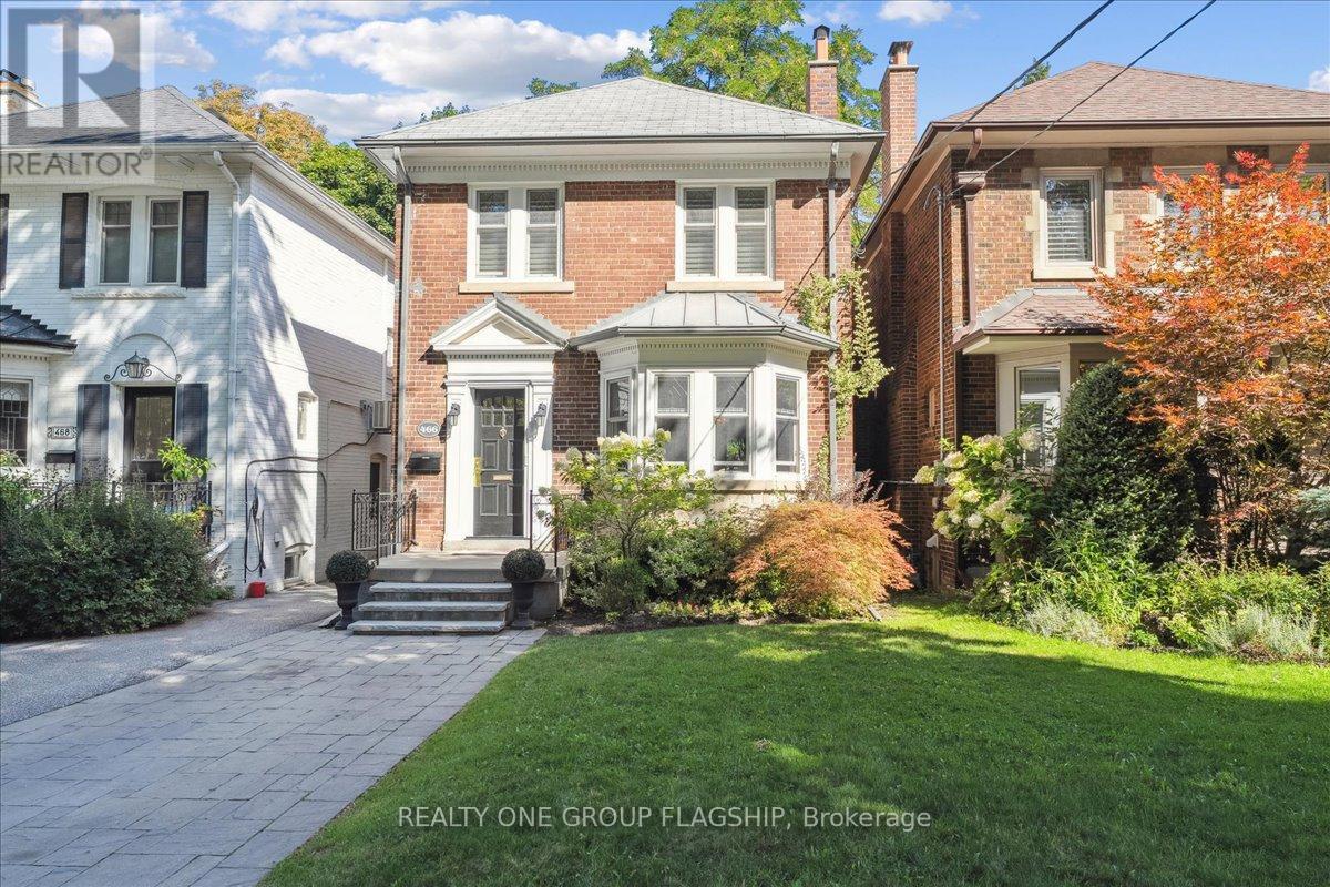 Property at 466 ST CLEMENTS AVENUE image 4