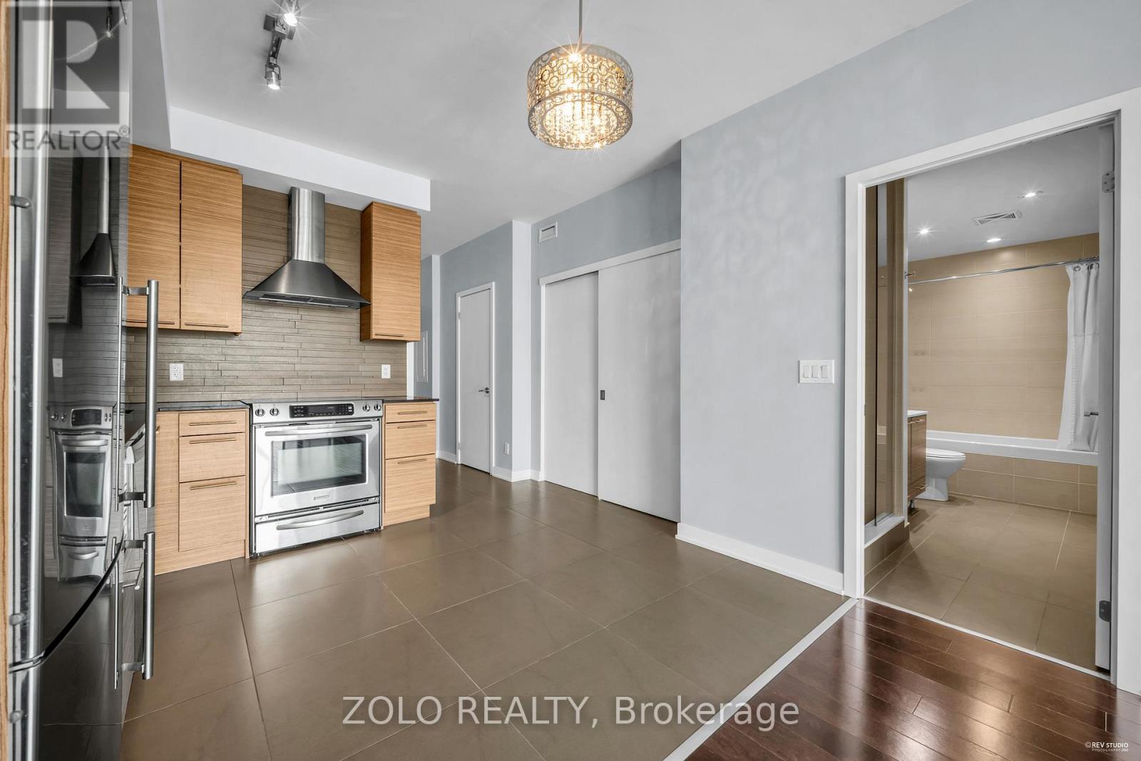 2412 - 1 Market Street, Toronto, Ontario  M5E 0A2 - Photo 22 - C12378315