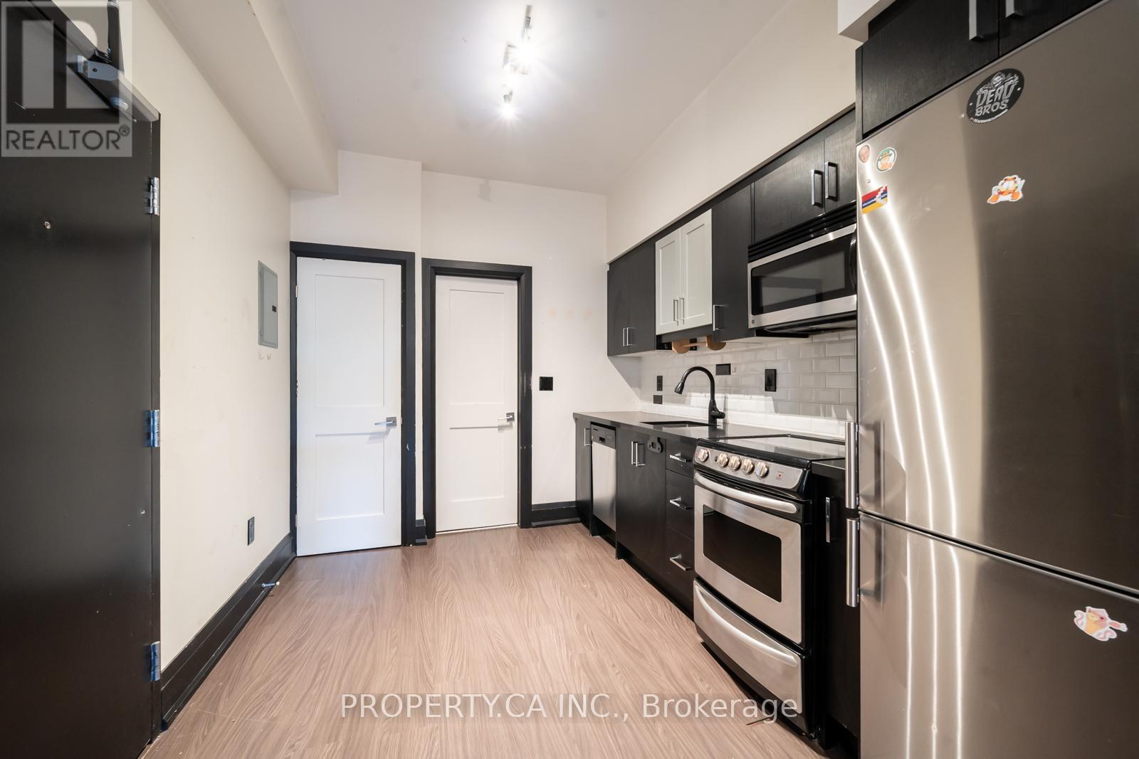 1 - 960 Queen Street W, Toronto, Ontario  M6J 1G8 - Photo 4 - C12378380