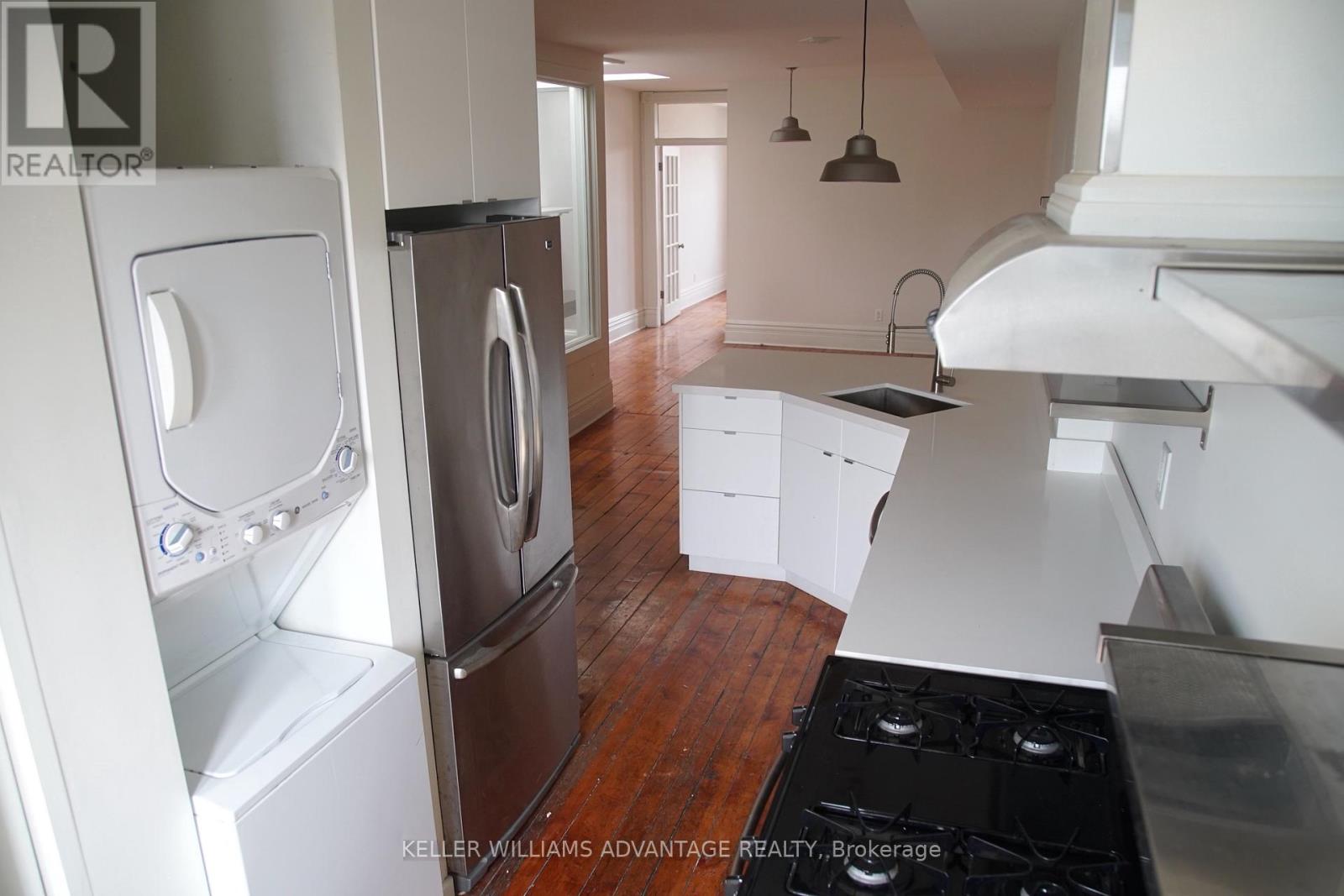 3rd Flr - 134 Ossington Avenue, Toronto, Ontario  M6J 2Z5 - Photo 10 - C12378422