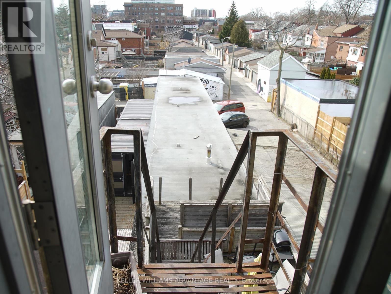 3rd Flr - 134 Ossington Avenue, Toronto, Ontario  M6J 2Z5 - Photo 11 - C12378422