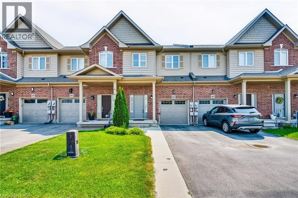163 Lormont Boulevard, Stoney Creek, Ontario  L8J 0K2 - Photo 2 - 40765696