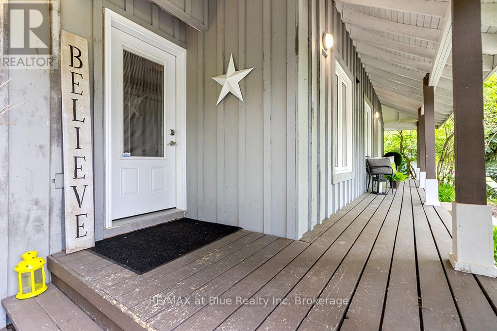 147 Carmichael Crescent, Blue Mountains, Ontario  L9Y 0R2 - Photo 11 - X12378487