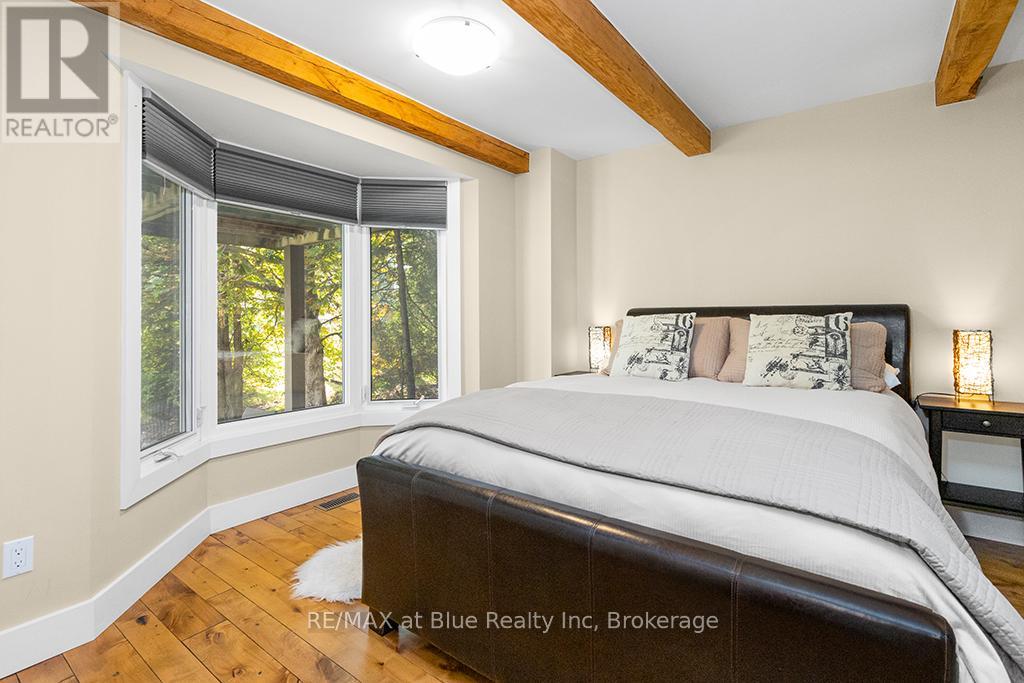 147 Carmichael Crescent, Blue Mountains, Ontario  L9Y 0R2 - Photo 18 - X12378487
