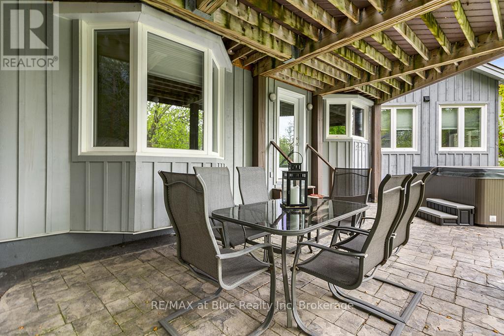 147 Carmichael Crescent, Blue Mountains, Ontario  L9Y 0R2 - Photo 45 - X12378487