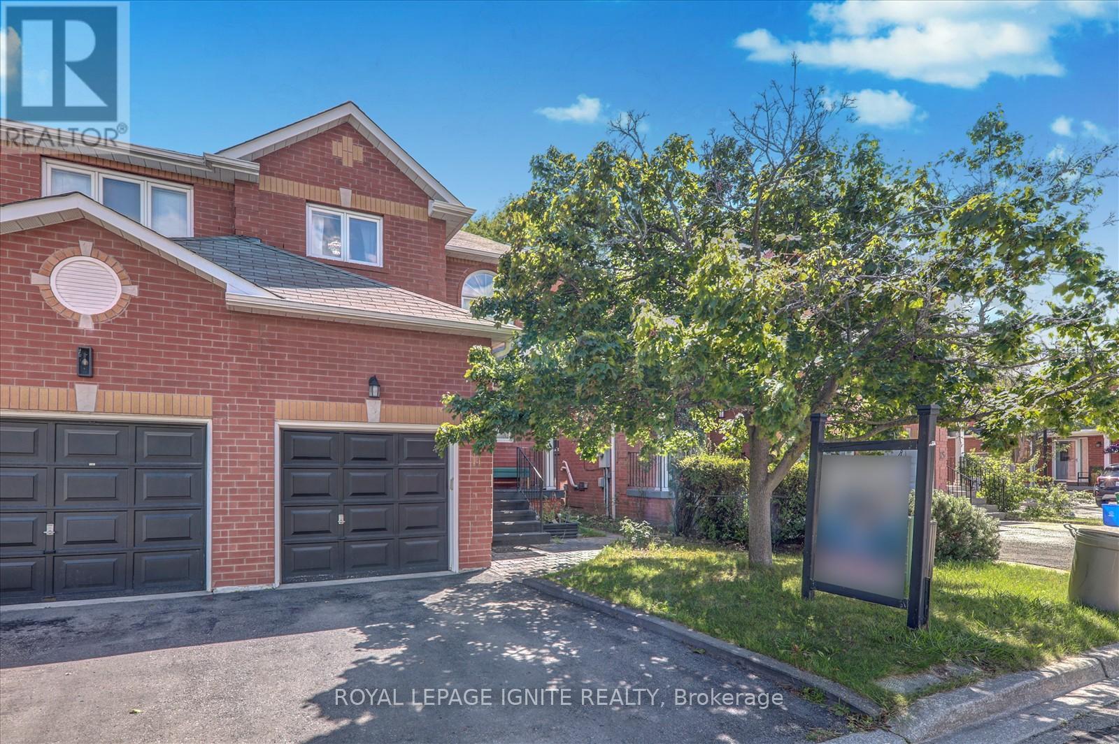 40 - 11 ARNOLD ESTATE LANE, Ajax, Ontario