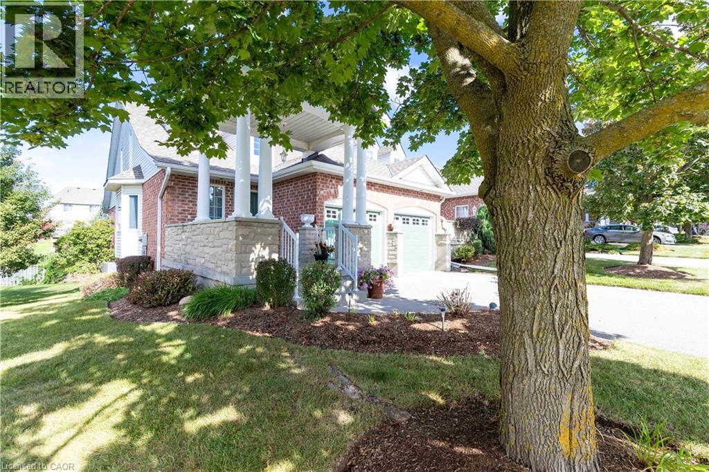 Property at 19 TERRAVIEW Crescent image 3