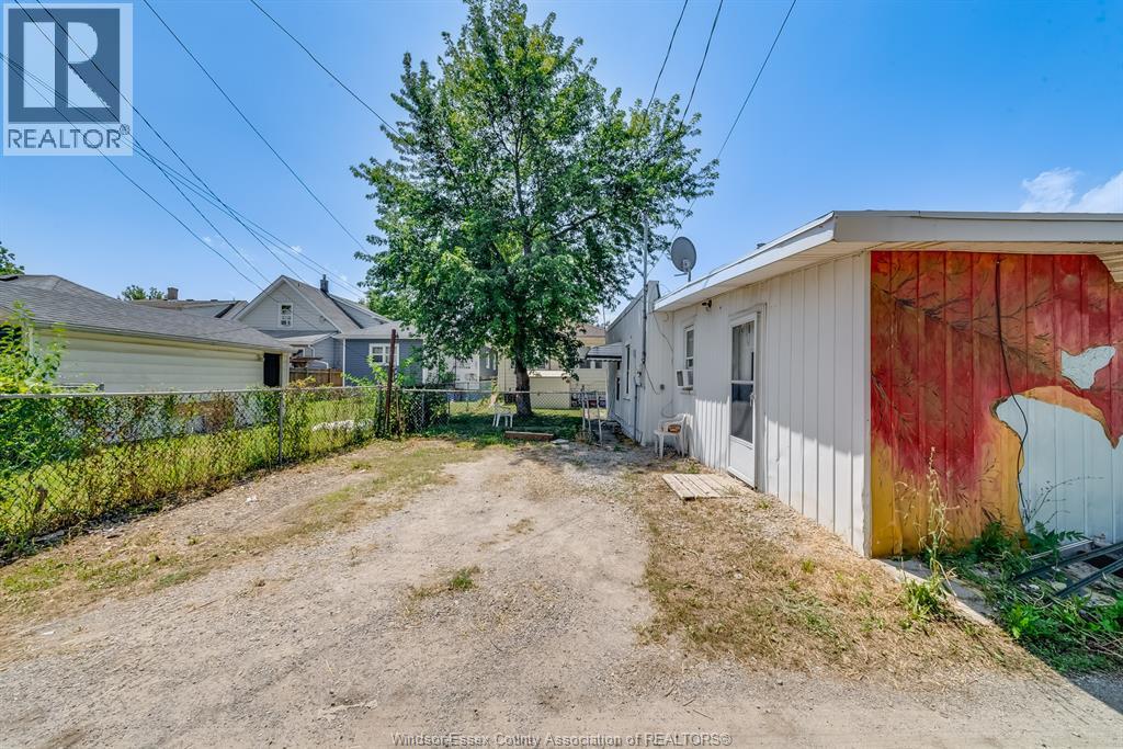 1222-1224 Albert Road, Windsor, Ontario  N8Y 3P7 - Photo 38 - 25022292