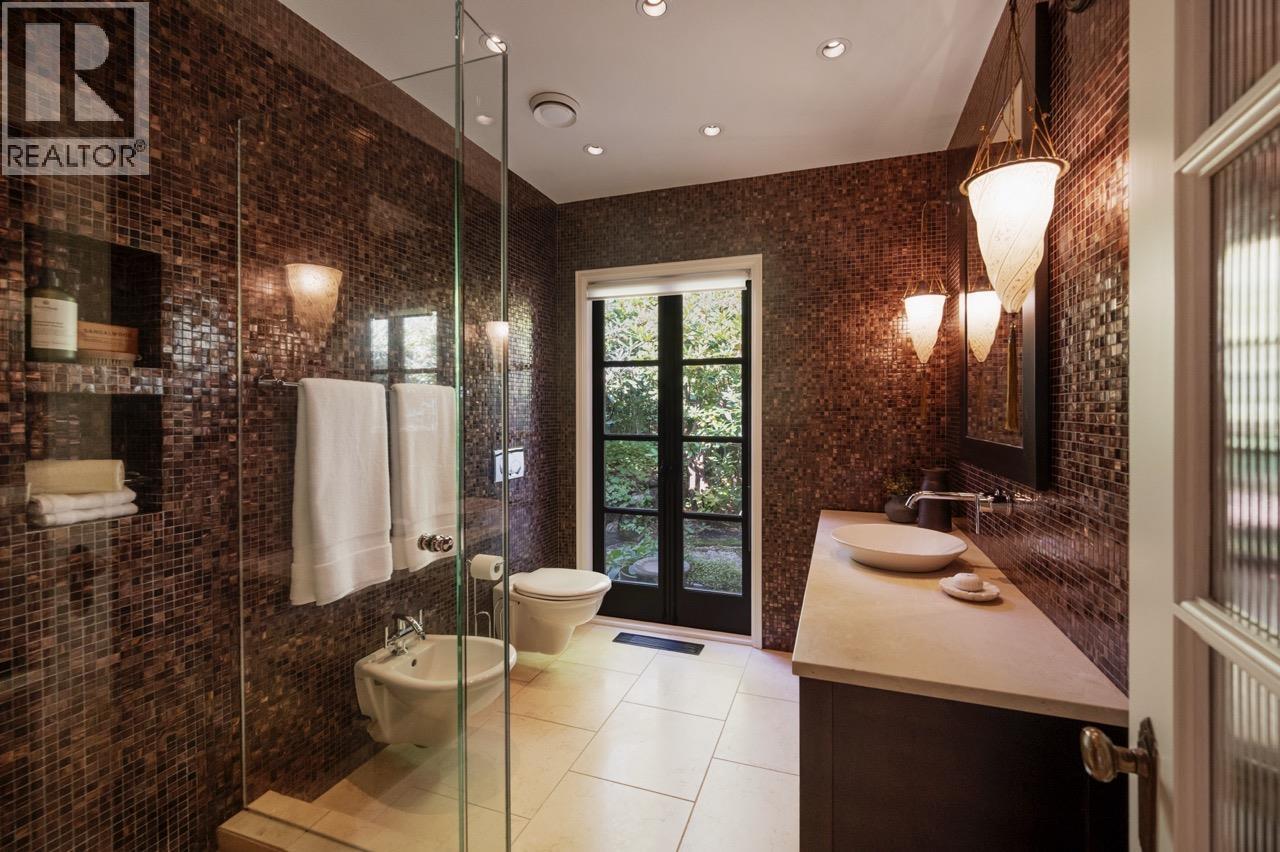 2533 Wallace Crescent, Vancouver, British Columbia  V6R 3V3 - Photo 22 - R3043049