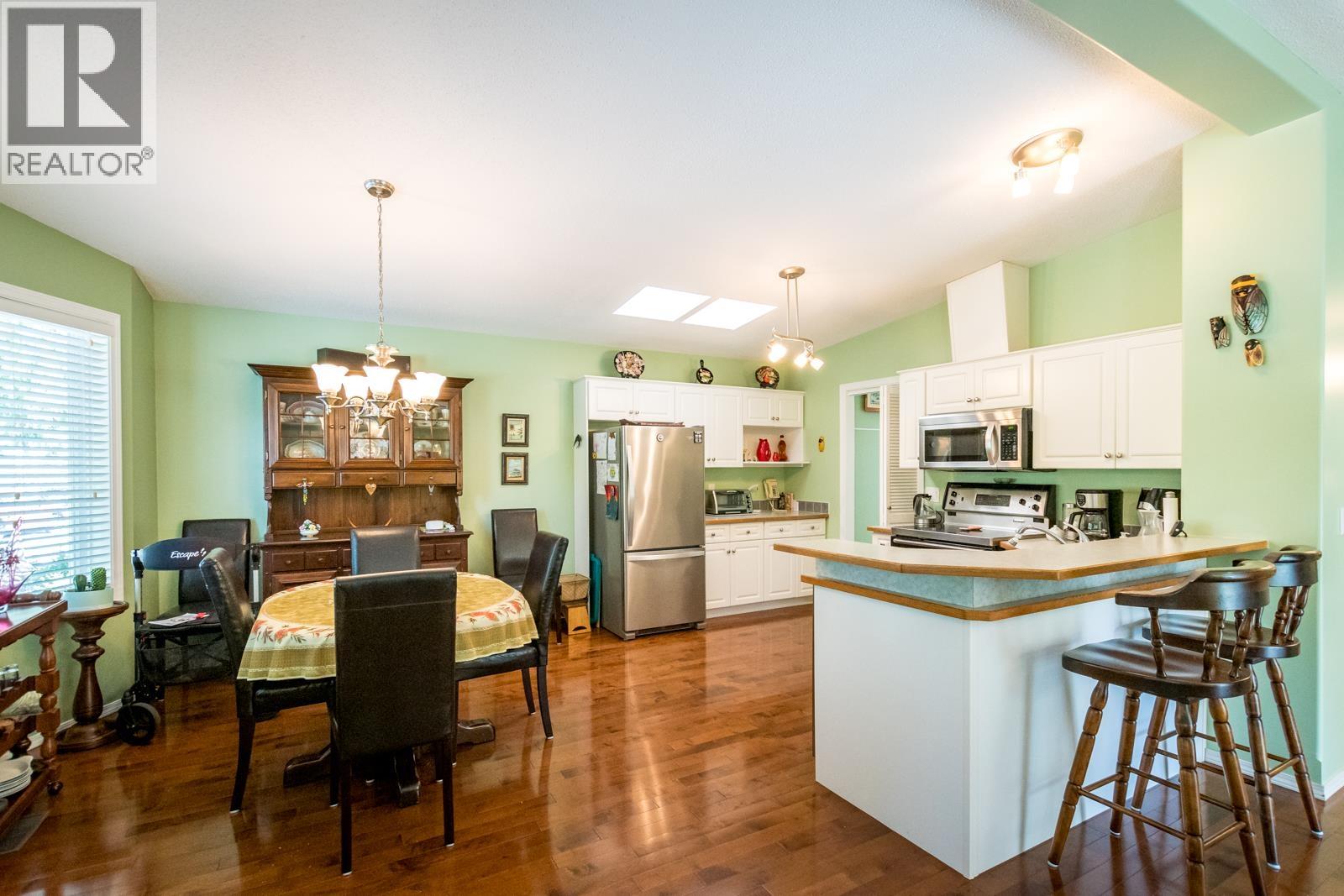 101 4510 Sunshine Coast Highway, Sechelt, British Columbia  V7Z 0T5 - Photo 19 - R3043081
