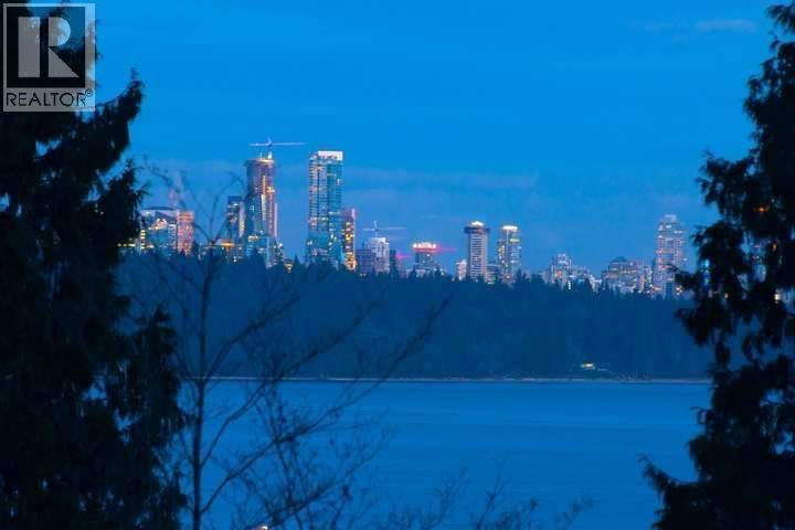 457 Hillcrest Street, West Vancouver, British Columbia  V7V 2L8 - Photo 3 - R3043085
