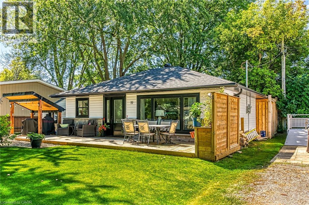 19 3rd Street, Selkirk, Ontario  N0A 1P0 - Photo 2 - 40765783