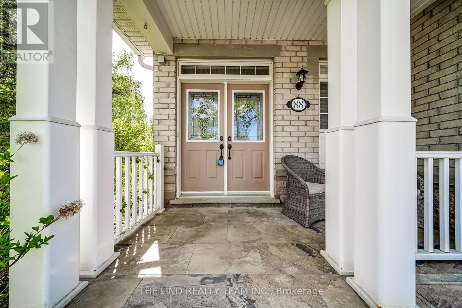 22 - 88 Stonecliffe Crescent, Aurora, Ontario  L4G 7Z6 - Photo 2 - N12378268