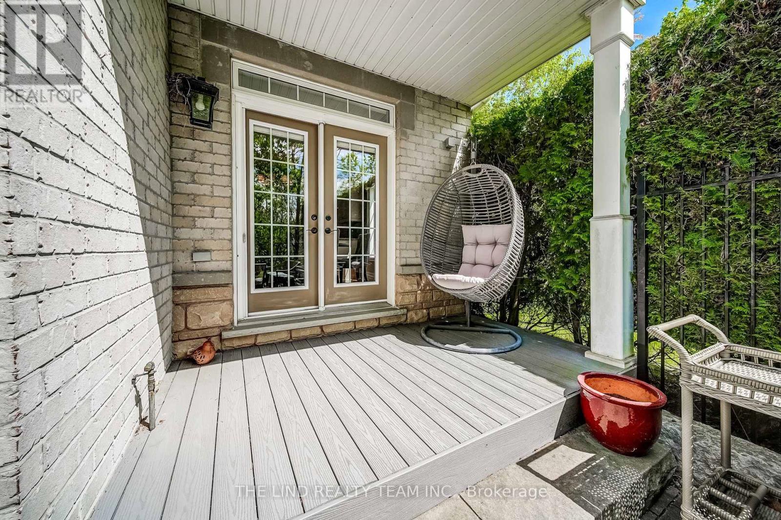 22 - 88 Stonecliffe Crescent, Aurora, Ontario  L4G 7Z6 - Photo 34 - N12378268
