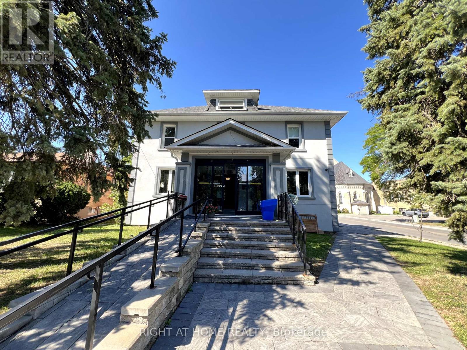 5 - 4 CHURCH STREET S, Richmond Hill, Ontario