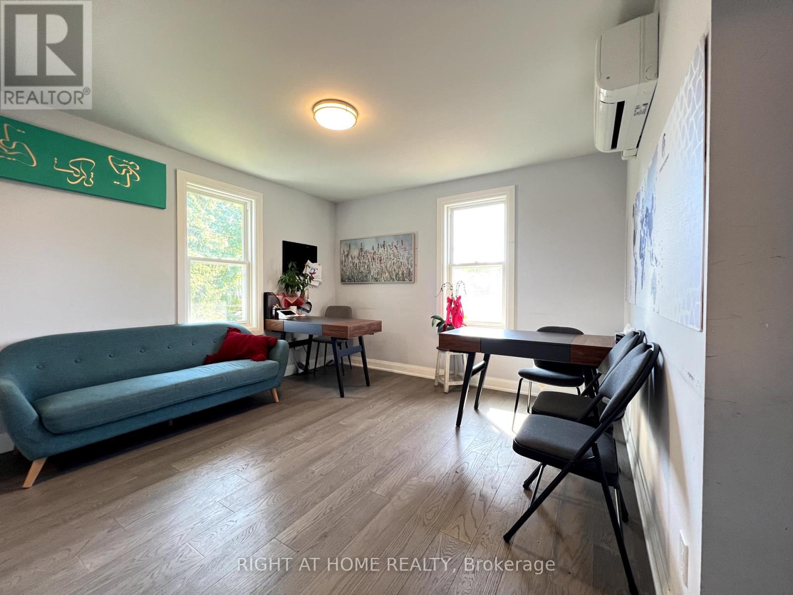 5 - 4 Church Street S, Richmond Hill, Ontario  L4C 1W2 - Photo 5 - N12378273