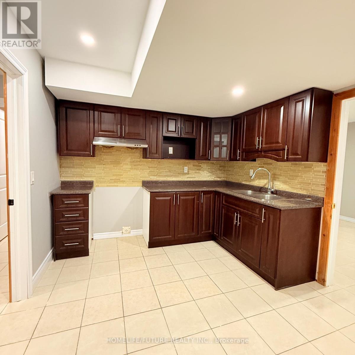 (Bsmt) - 13821 Highway 48 Road, Whitchurch-Stouffville, Ontario  L4A 7X3 - Photo 2 - N12378279