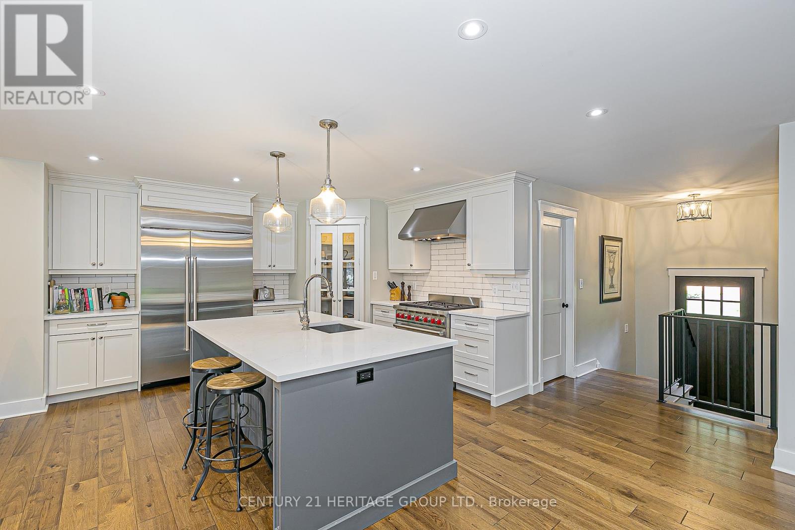 164 Park Avenue, Newmarket, Ontario  L3Y 1V1 - Photo 6 - N12378330
