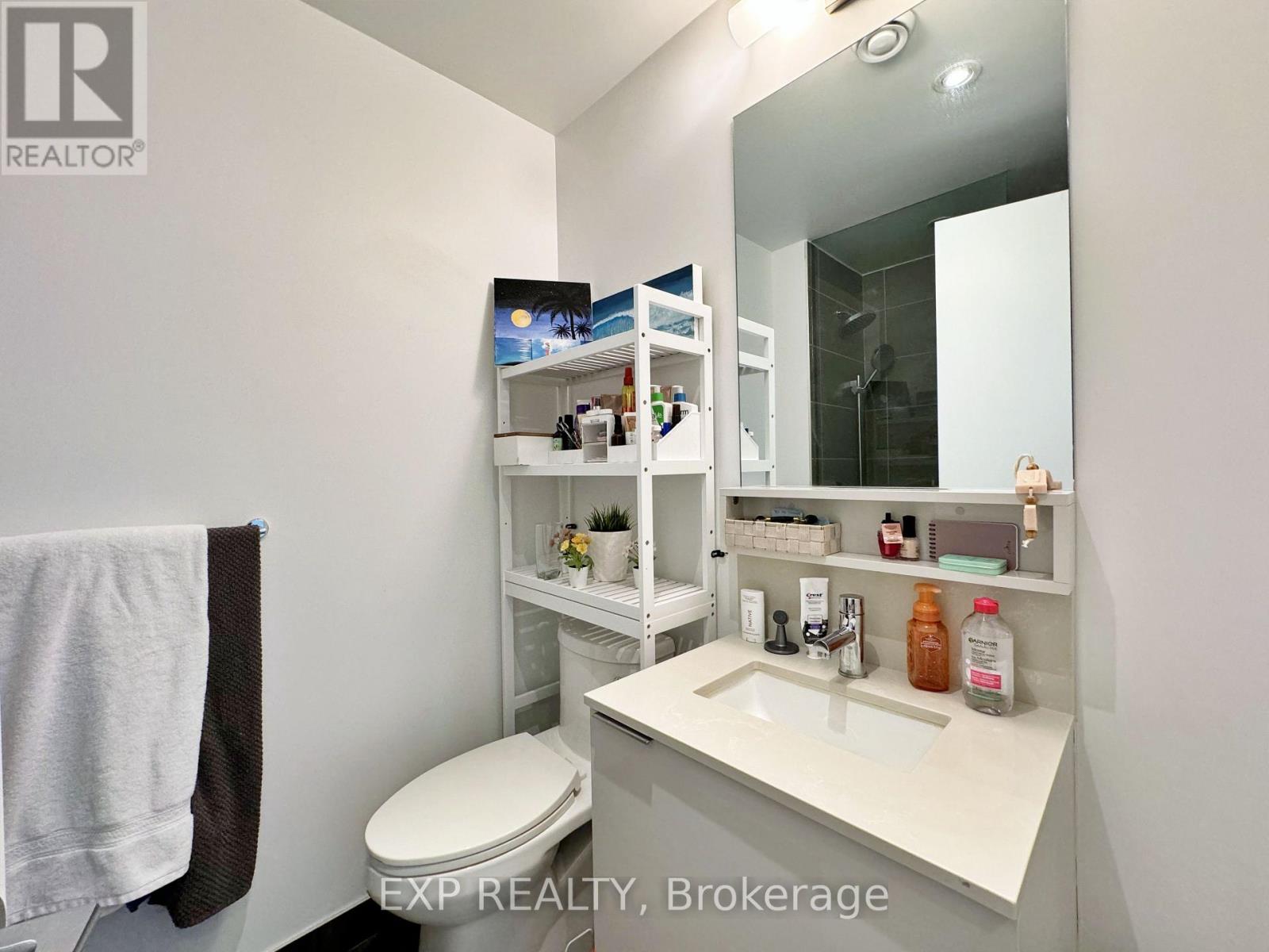1005 - 898 Portage Parkway, Vaughan, Ontario  L4K 0J6 - Photo 12 - N12378387