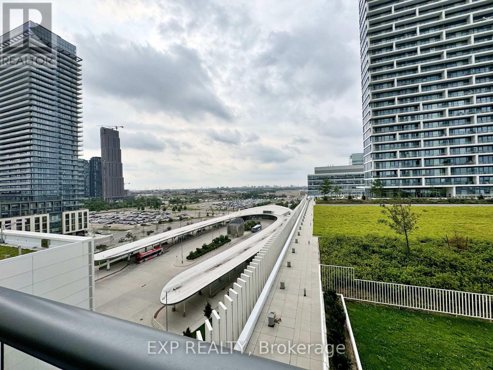 1005 - 898 Portage Parkway, Vaughan, Ontario  L4K 0J6 - Photo 16 - N12378387
