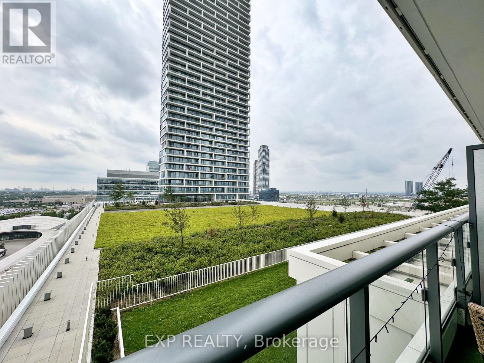 1005 - 898 Portage Parkway, Vaughan, Ontario  L4K 0J6 - Photo 17 - N12378387