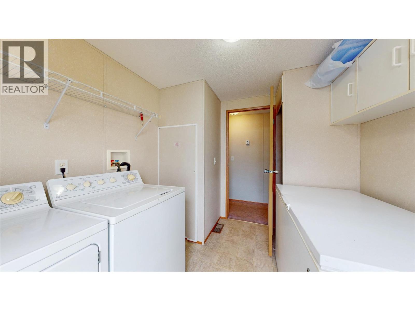 414 8th Avenue S, Cranbrook, British Columbia  V1C 2L2 - Photo 21 - 10361508