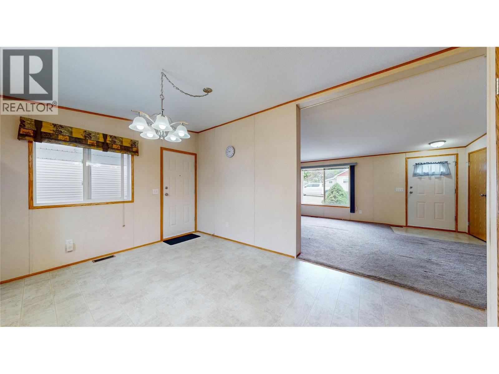 414 8th Avenue S, Cranbrook, British Columbia  V1C 2L2 - Photo 10 - 10361508