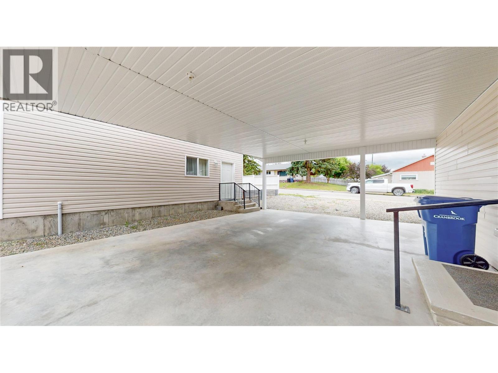 414 8th Avenue S, Cranbrook, British Columbia  V1C 2L2 - Photo 6 - 10361508