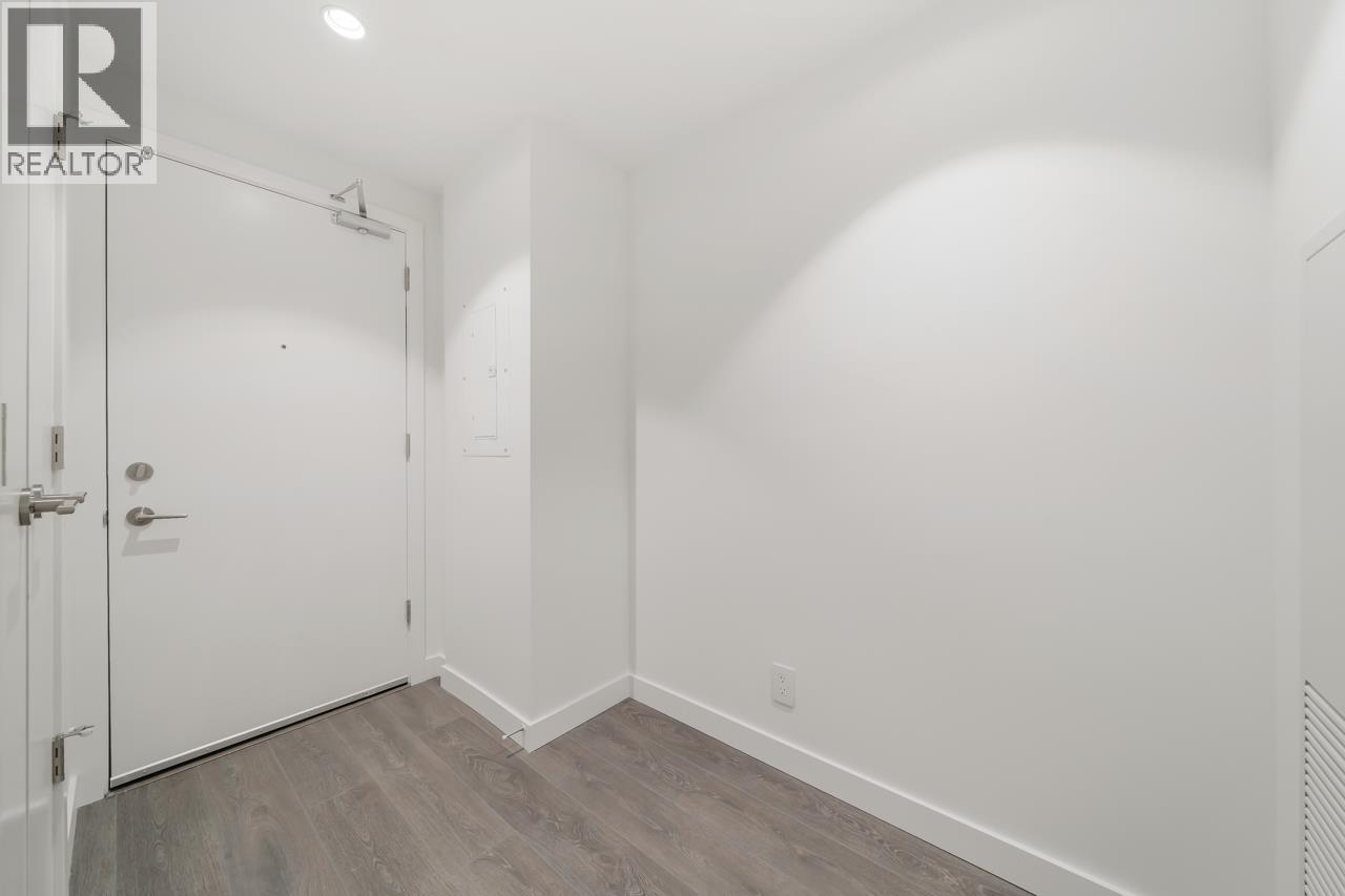 303 505 Nelson Street, Coquitlam, British Columbia  V3J 0R5 - Photo 3 - R3041426