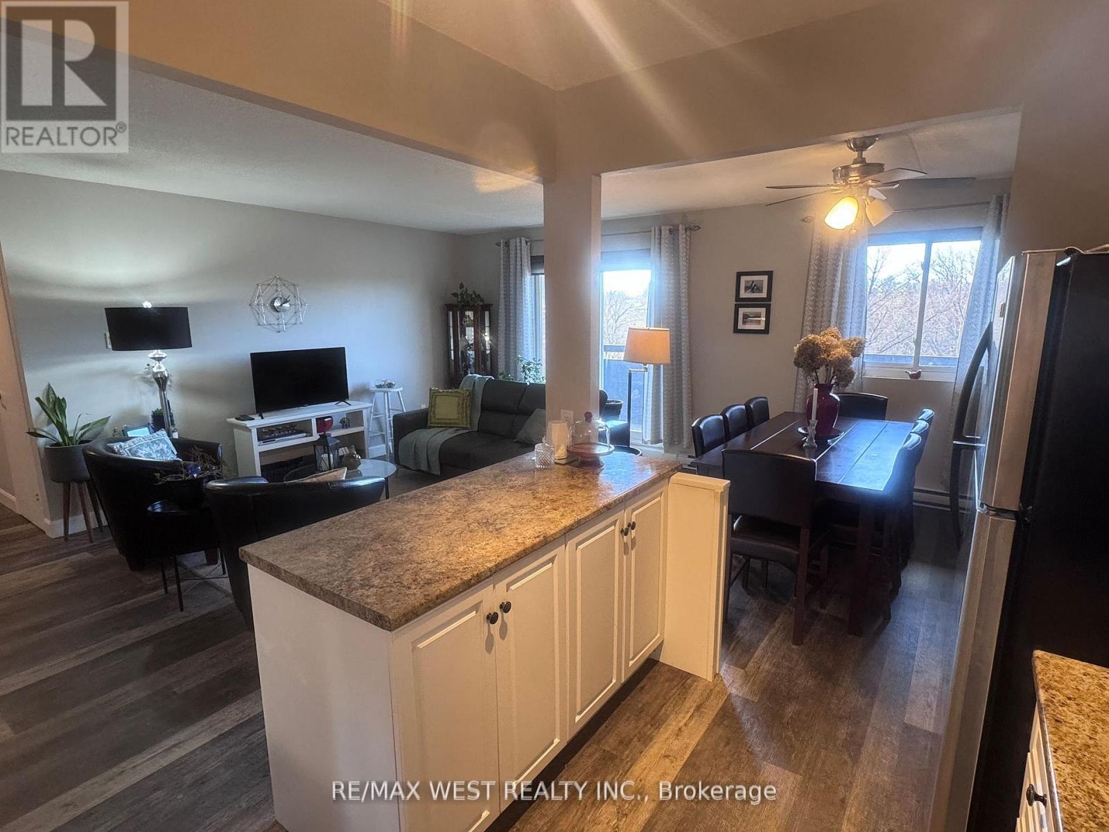 406 - 460 Ontario Street, Collingwood, Ontario  L9Y 4E5 - Photo 6 - S12378246