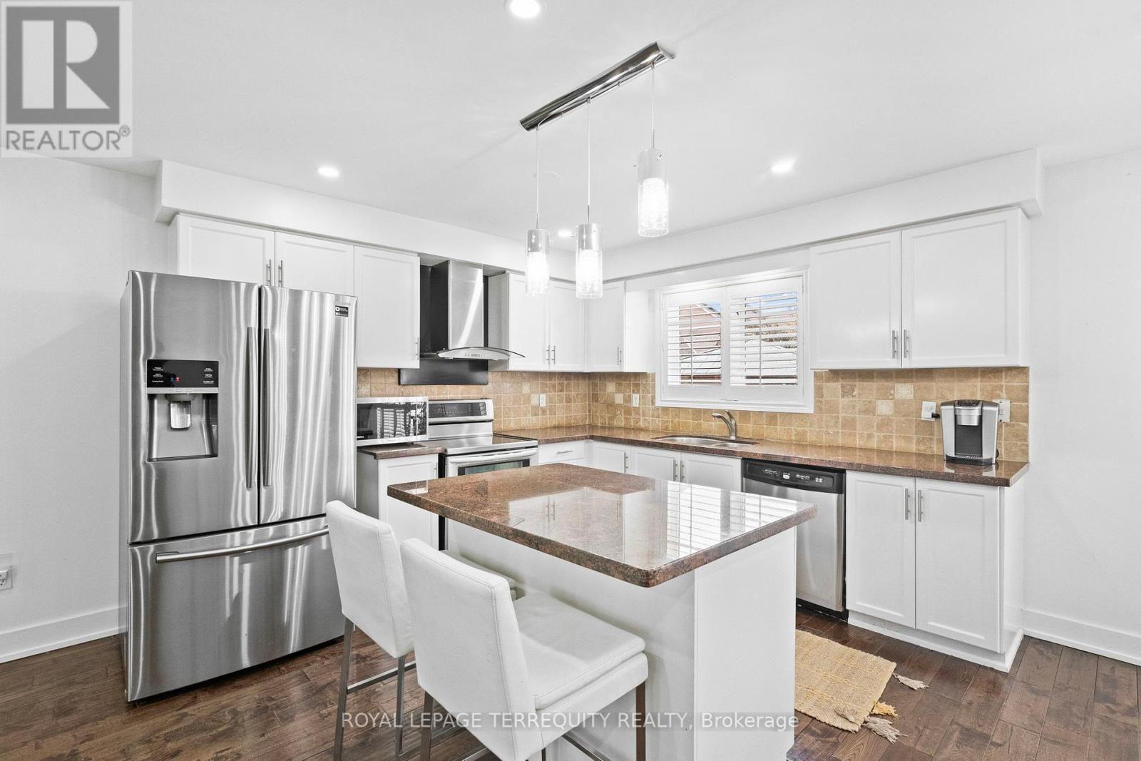118 Van Scott Drive, Brampton, Ontario  L7A 1N4 - Photo 15 - W12378406