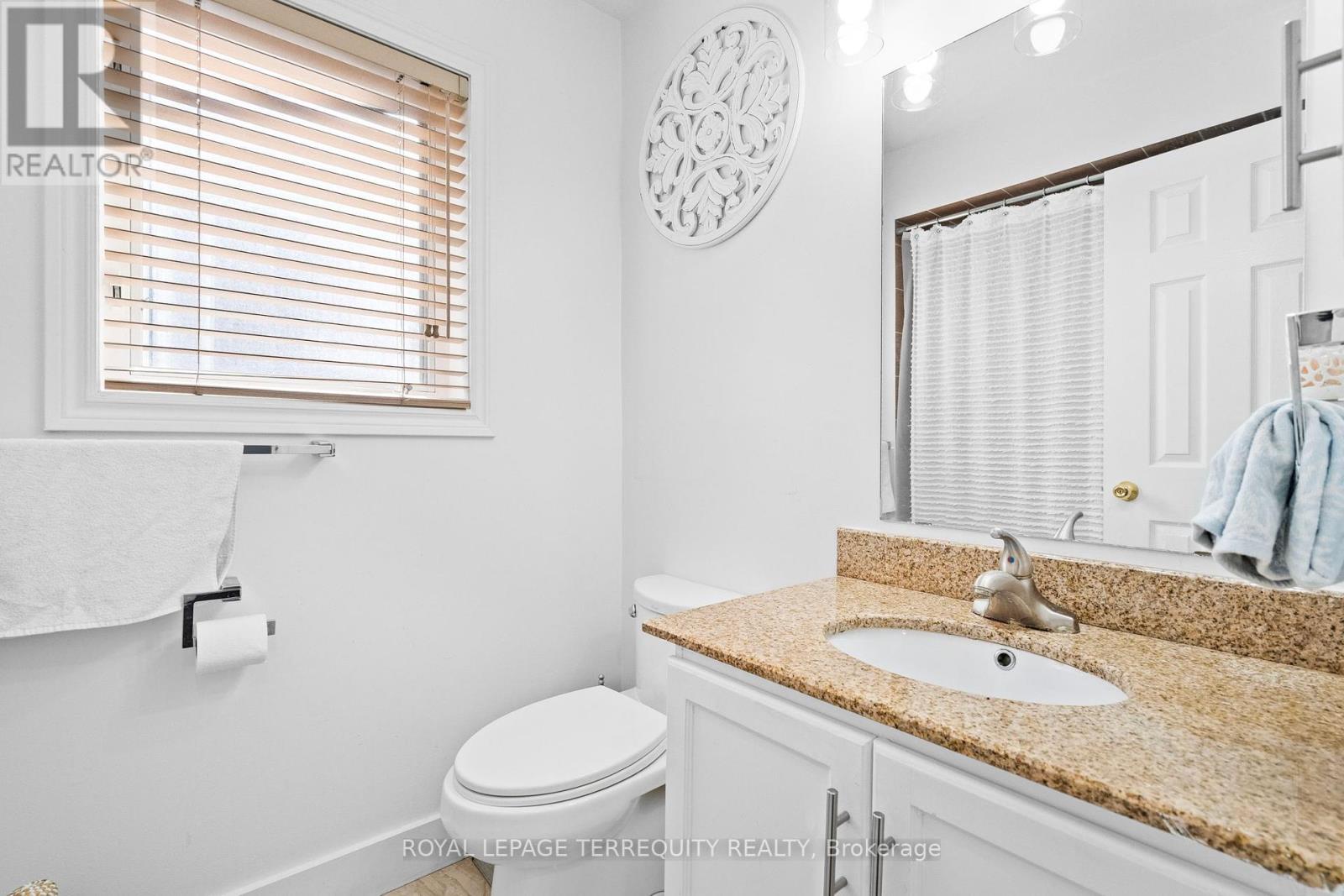 118 Van Scott Drive, Brampton, Ontario  L7A 1N4 - Photo 18 - W12378406