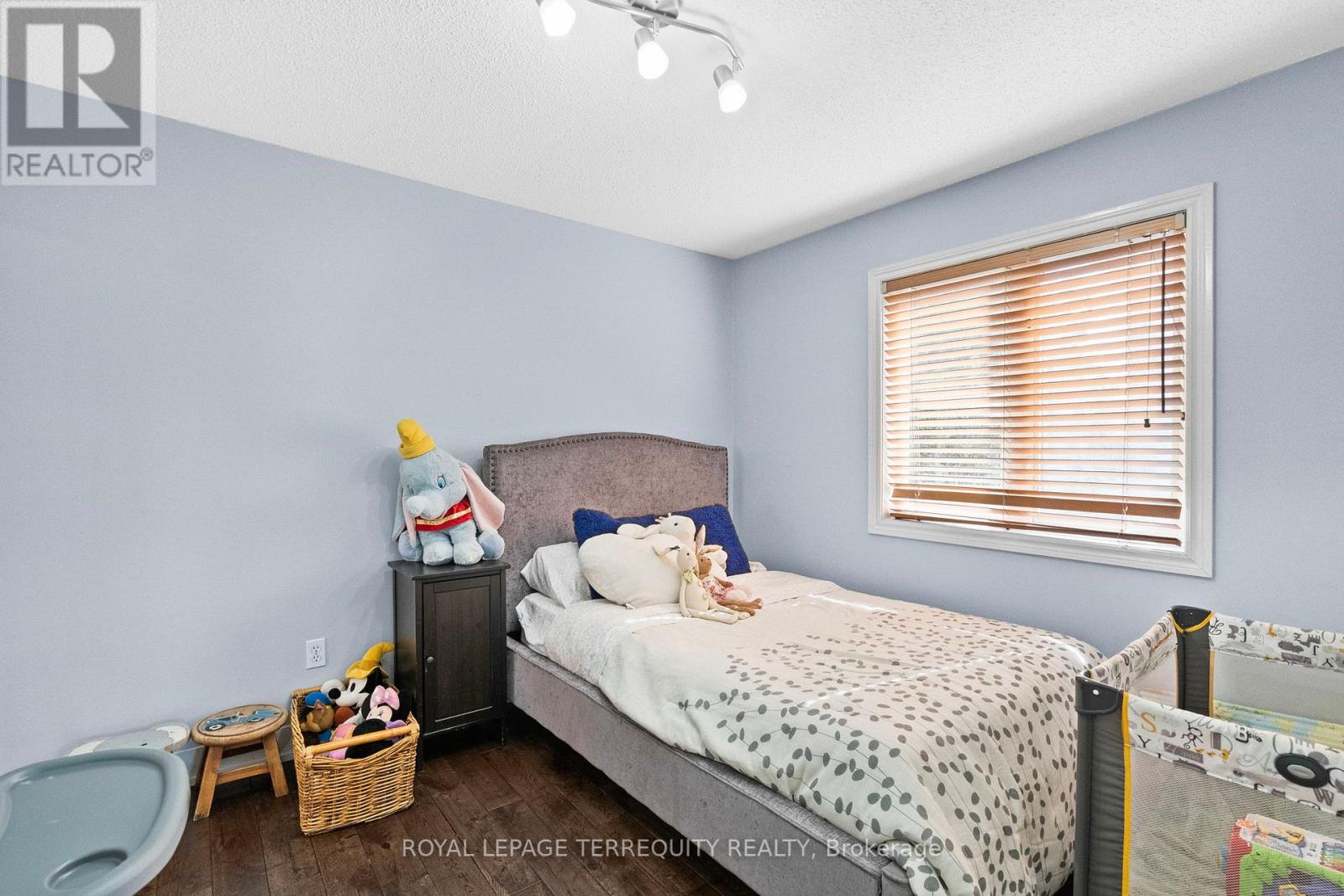 118 Van Scott Drive, Brampton, Ontario  L7A 1N4 - Photo 28 - W12378406