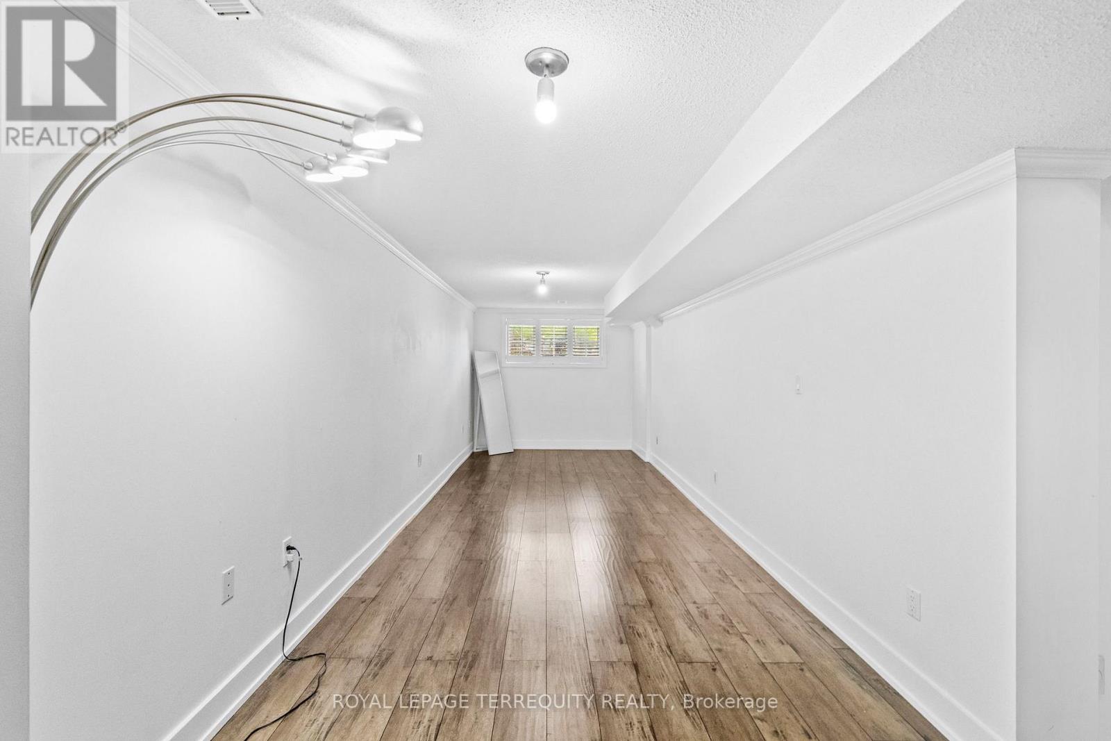 118 Van Scott Drive, Brampton, Ontario  L7A 1N4 - Photo 35 - W12378406