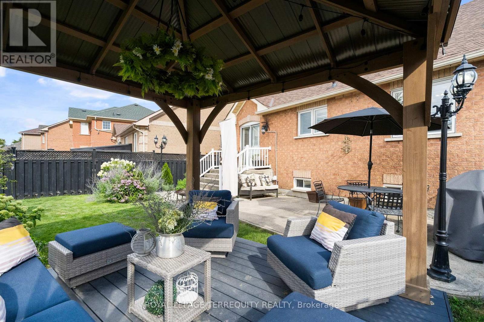 118 Van Scott Drive, Brampton, Ontario  L7A 1N4 - Photo 48 - W12378406