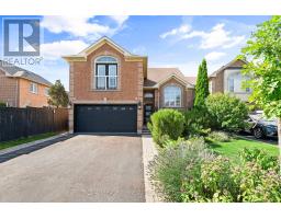 118 VAN SCOTT DRIVE, Brampton, Ontario