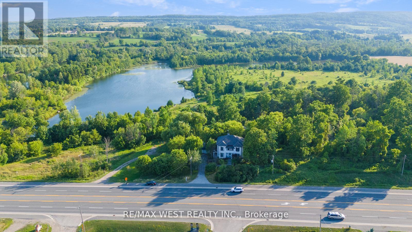 16086 Hurontario Street, Caledon, Ontario  L7C 2C5 - Photo 18 - W12378425