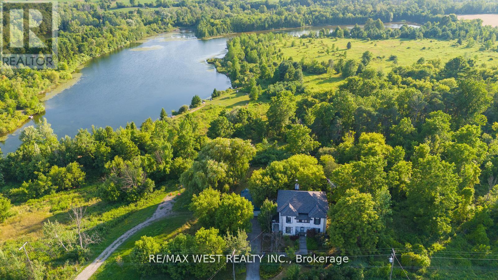 16086 Hurontario Street, Caledon, Ontario  L7C 2C5 - Photo 21 - W12378425