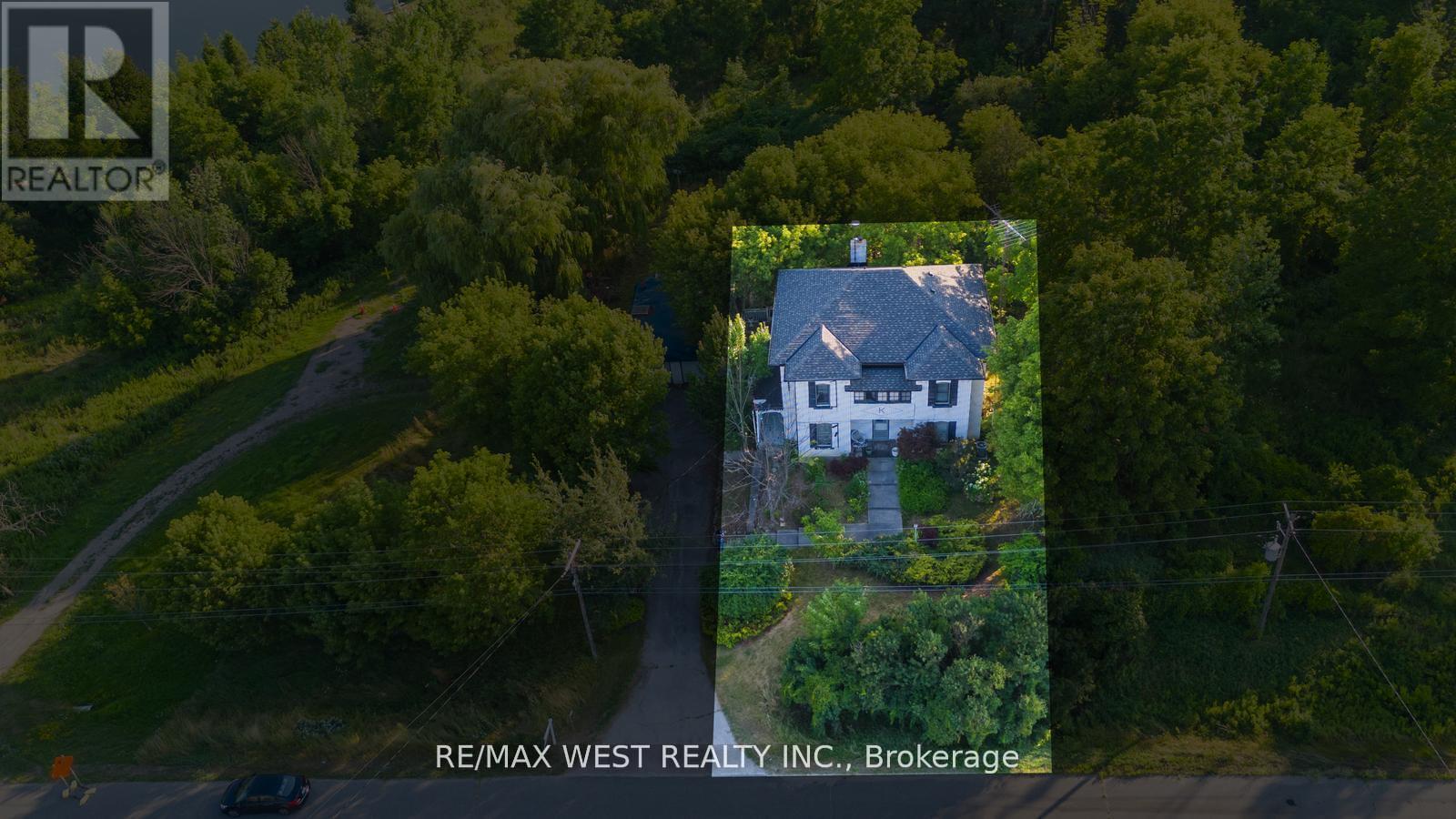 16086 Hurontario Street, Caledon, Ontario  L7C 2C5 - Photo 26 - W12378425