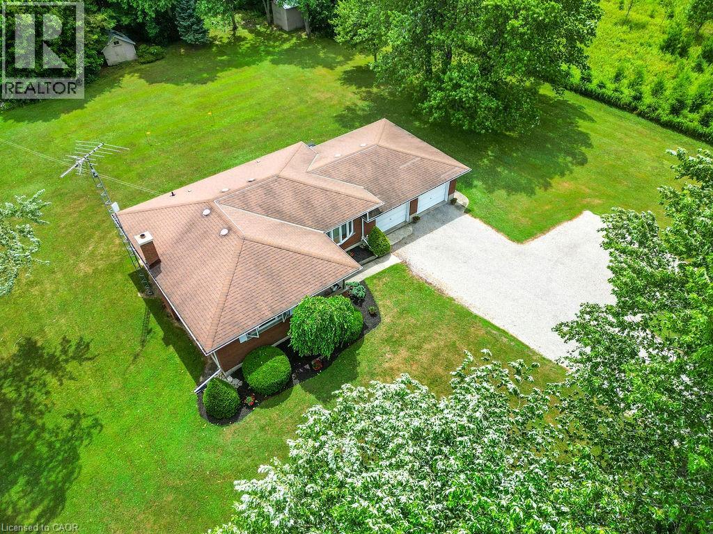 881 Kings Row, Dunnville, Ontario  N1A 2W8 - Photo 3 - 40752864