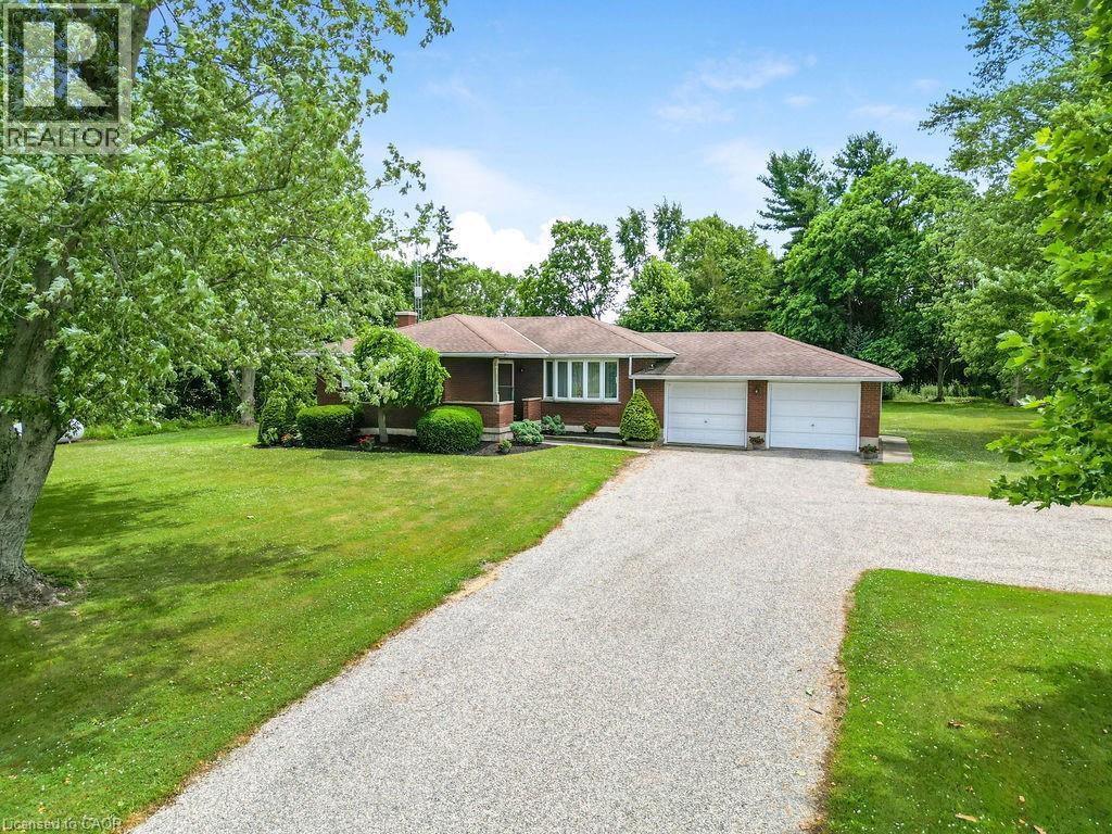 881 Kings Row, Dunnville, Ontario  N1A 2W8 - Photo 4 - 40752864