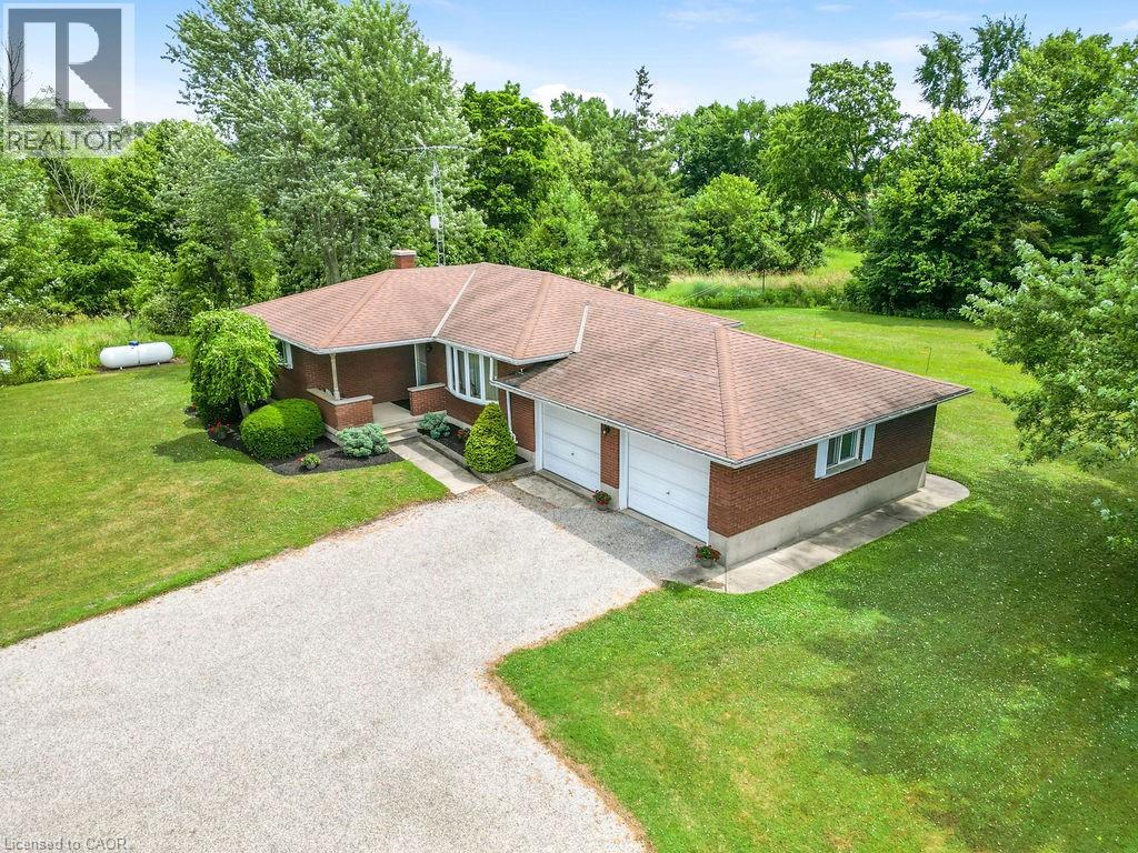 881 Kings Row, Dunnville, Ontario  N1A 2W8 - Photo 5 - 40752864