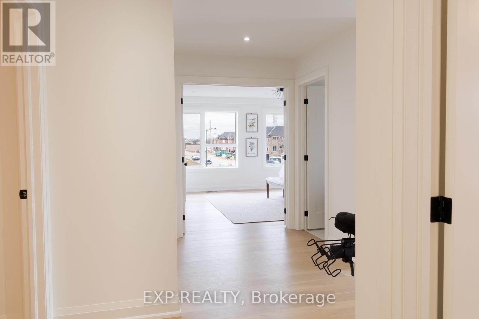 81 Homestead Way, Thorold, Ontario  L2V 0J8 - Photo 34 - X12378261