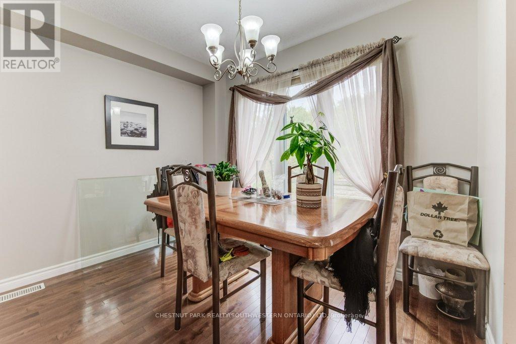 404 Tealby Crescent, Waterloo, Ontario  N2J 4Y8 - Photo 13 - X12378292